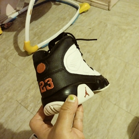 Jordan - Picture 3 of 3